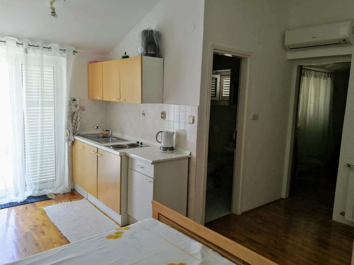Apartment Coskovic Rosini Bagian luar foto