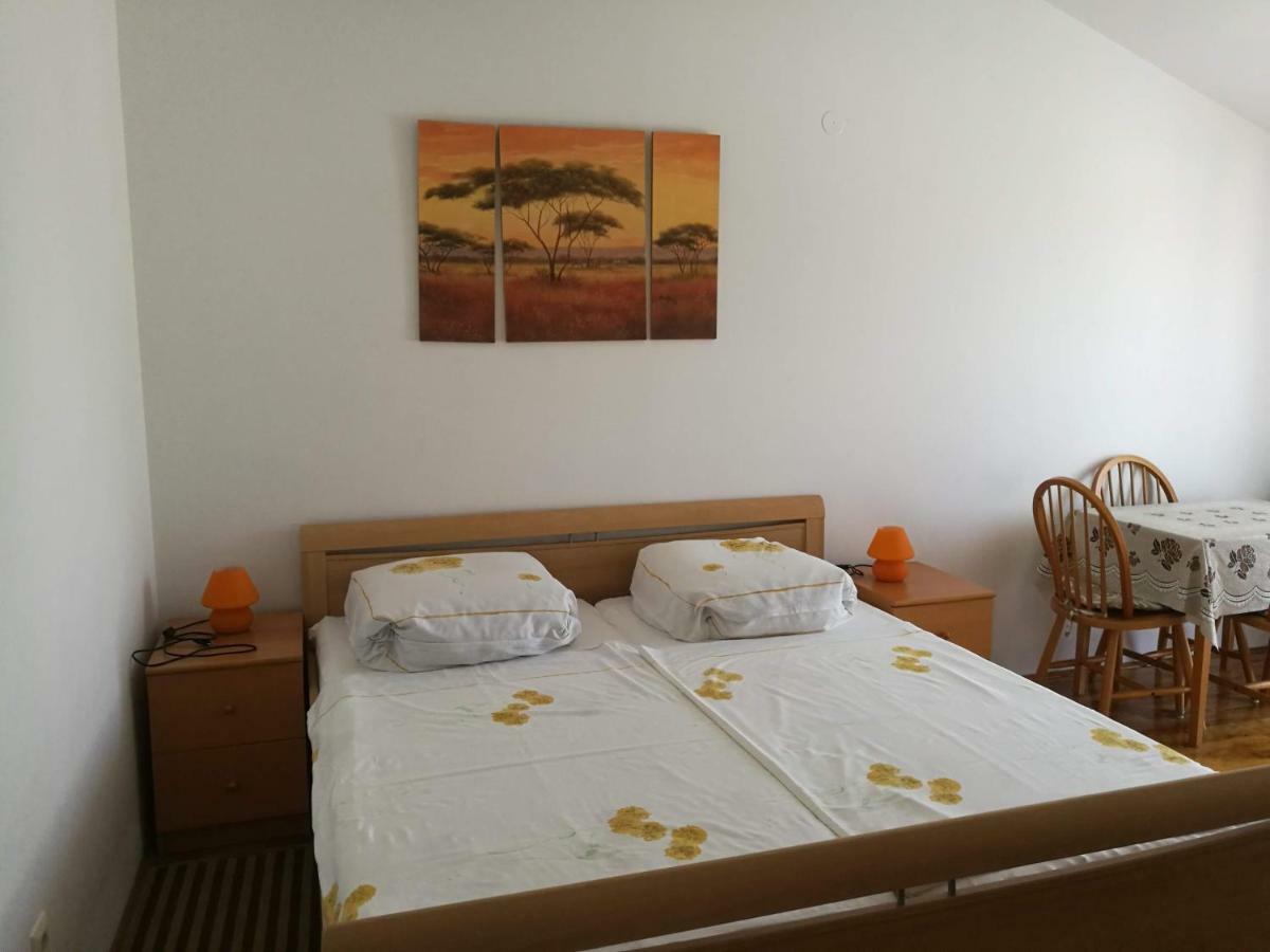 Apartment Coskovic Rosini Bagian luar foto