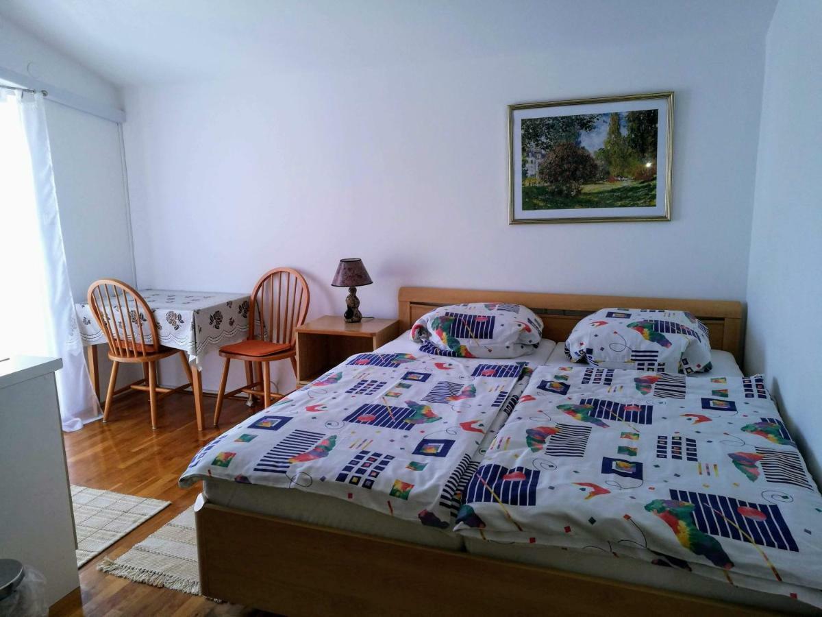 Apartment Coskovic Rosini Bagian luar foto