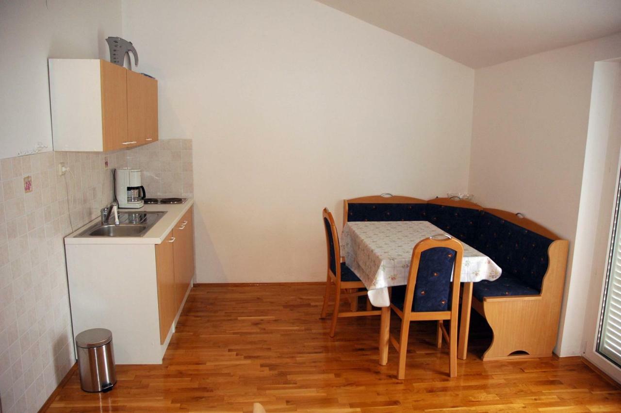Apartment Coskovic Rosini Bagian luar foto