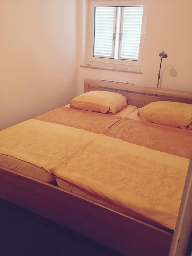 Apartment Coskovic Rosini Bagian luar foto